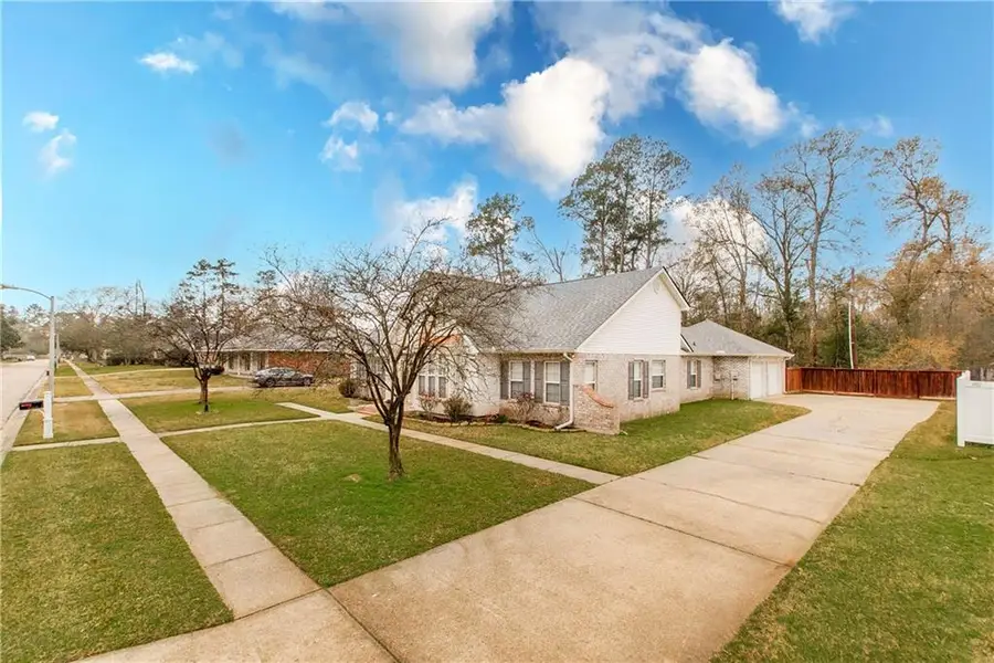 902 Rue De La Paix Drive, Hammond, LA 70403 - #2