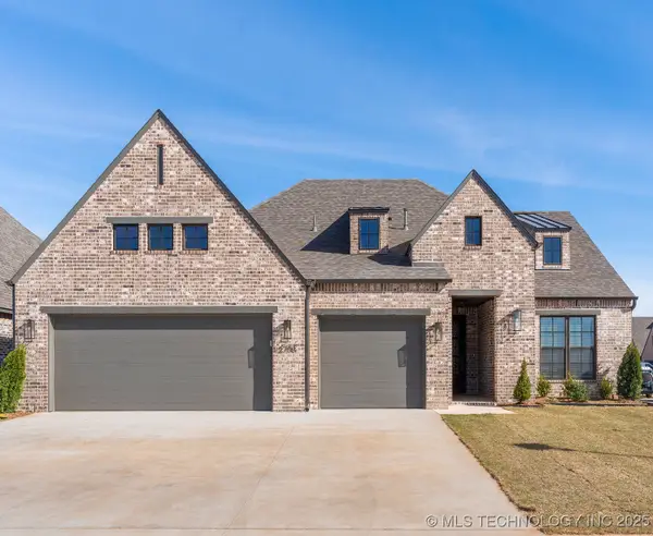 2708 W Van Buren Court, Broken Arrow, 74011