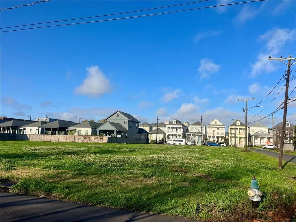 205 Pacific Avenue, New Orleans, LA 70114 - #1