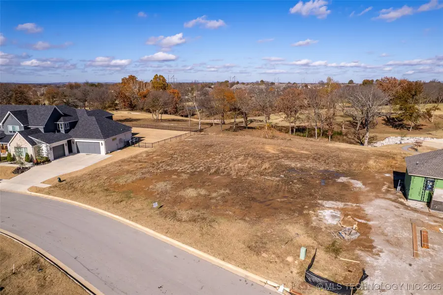 8812 E Elgin Street, Broken Arrow, OK 74014 - #2
