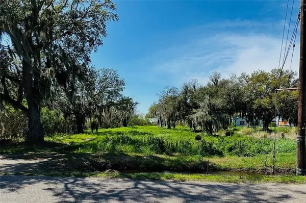 5728 Jean Lafitte Boulevard, Lafitte, LA 70067