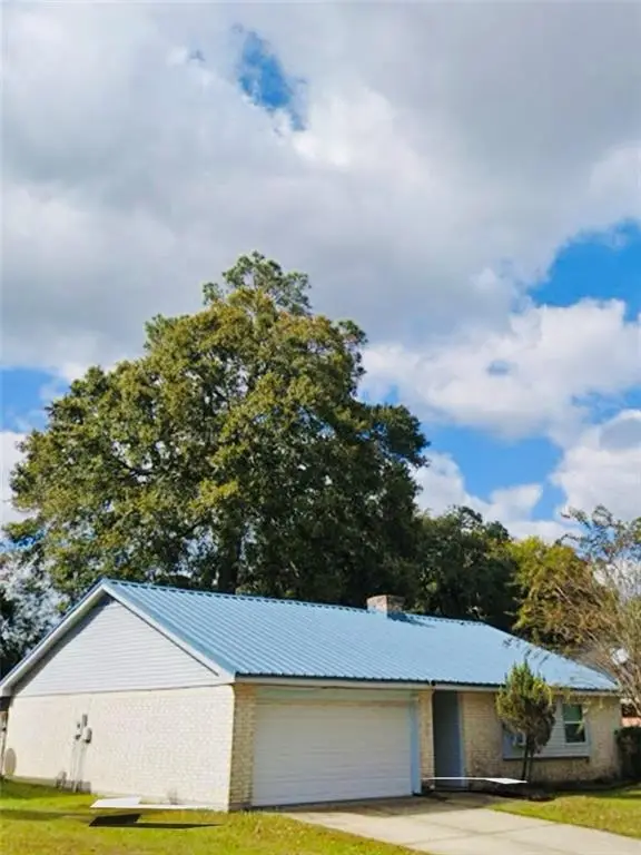 215 E Queens Drive, Slidell, LA 70458 - #1