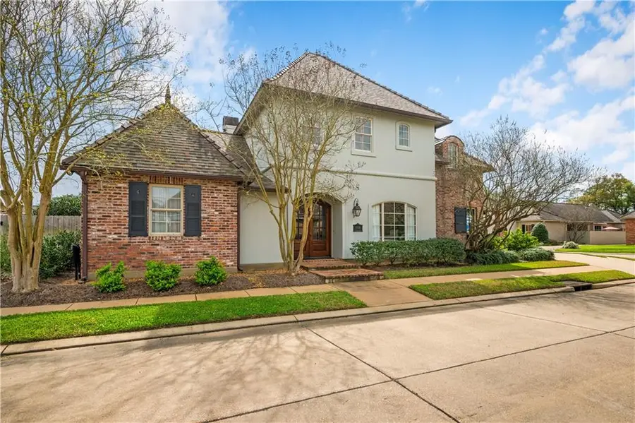 6008 Stonegate Drive, Alexandria, LA 71303 - #2