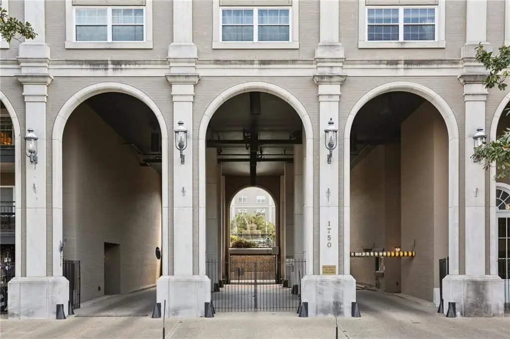 1750 St Charles Avenue #633, New Orleans, LA 70130 - #1