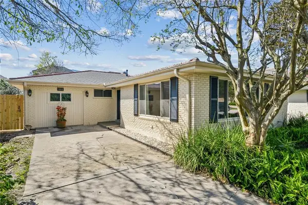 444 Beverly Gardens Drive, Metairie, LA 70005