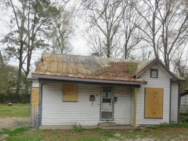 519 E Jackson Street, Ville Platte, LA 70586 - #1