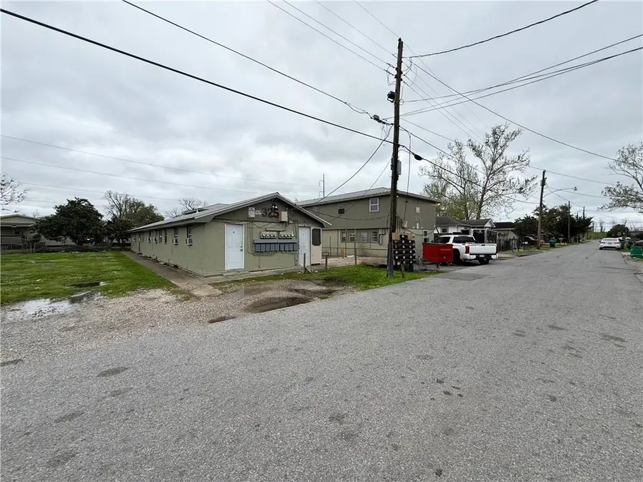 321-325 S Bengal Road, River Ridge, LA 70123 - #2