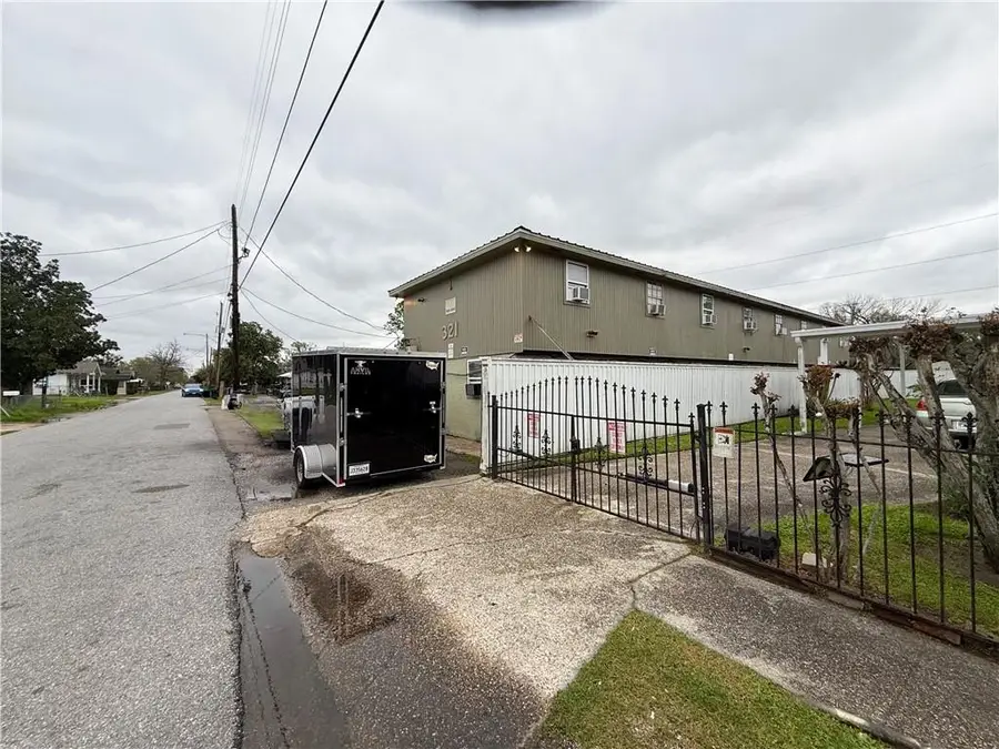 321-325 S Bengal Road, River Ridge, LA 70123 - #3
