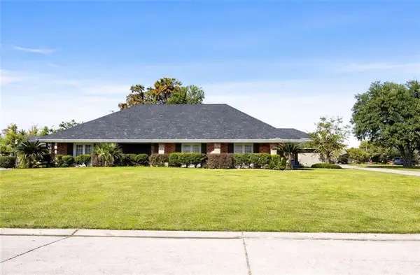 2711 Cedarlawn Drive, Marrero, LA 70072