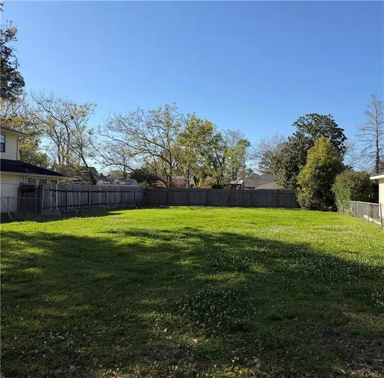 6739 W Magnolia Boulevard, Harahan, LA 70123 - #2