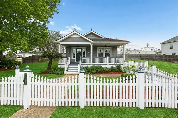 3746 Johnson Street, Metairie, LA 70001