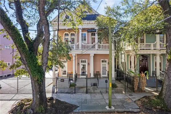 1916 Prytania Street #A, New Orleans, LA 70130