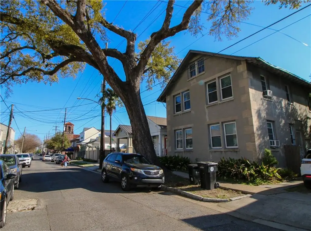 709-711 General Pershing Street, New Orleans, LA 70115 - #1