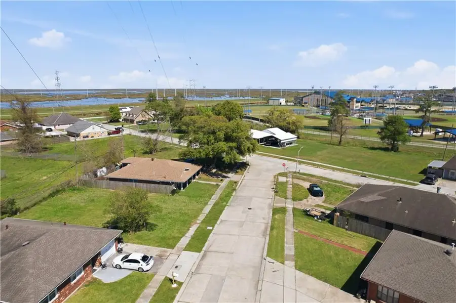 3928 Lyndell Drive, Chalmette, LA 70043 - #2