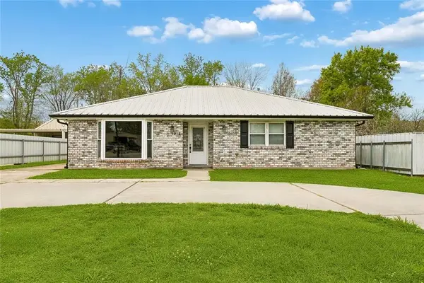 1912 Russell Place, St Bernard, LA 70085