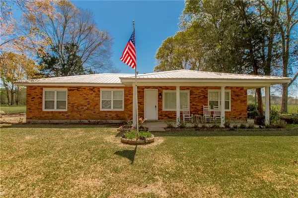 59138 Spring Valley Road, Bogalusa, LA 70427