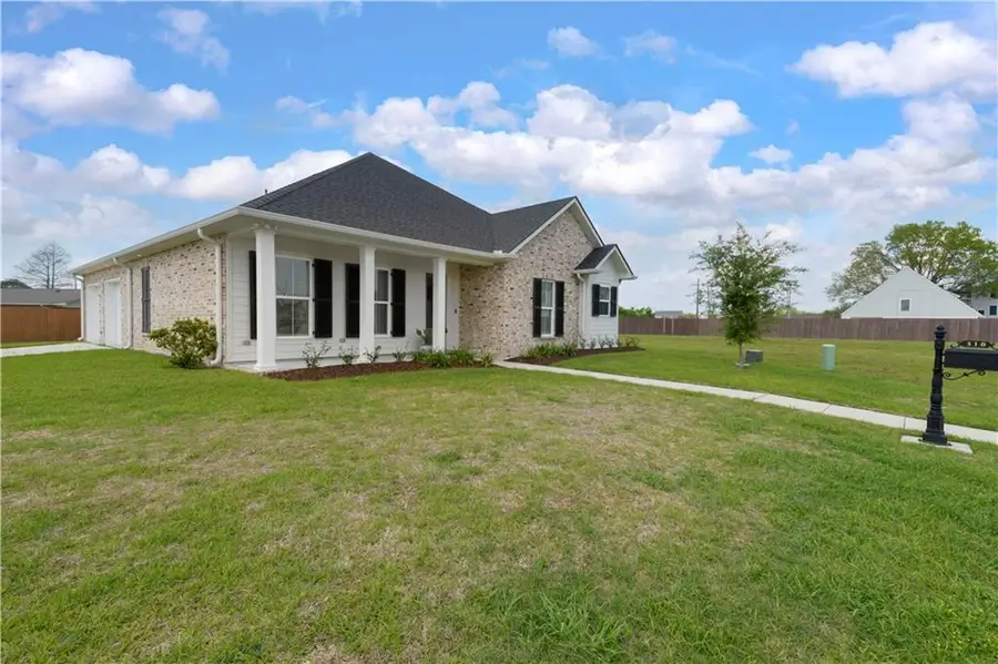 310 Belle Ormond Circle, Destrehan, LA 70047 - #2