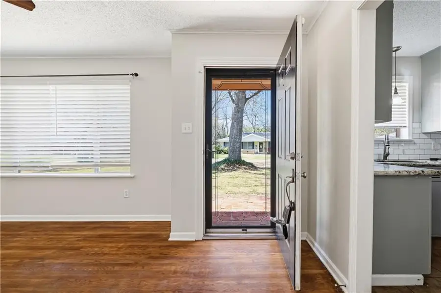 5647 W Circle Drive Drive, Alexandria, LA 71301 - #2