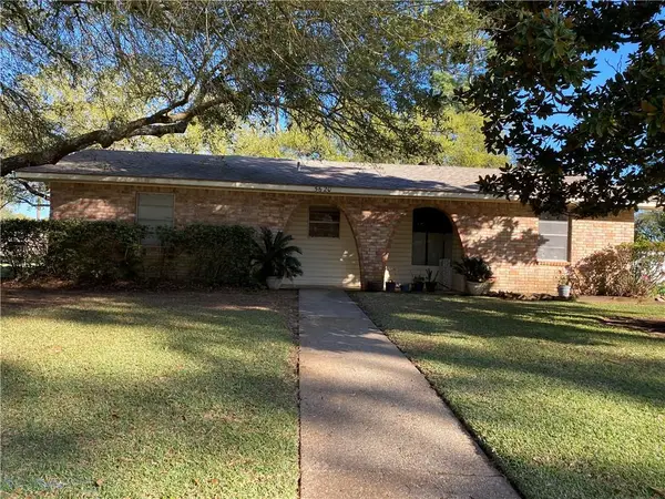 5620 Skylark Drive, Alexandria, LA 71303