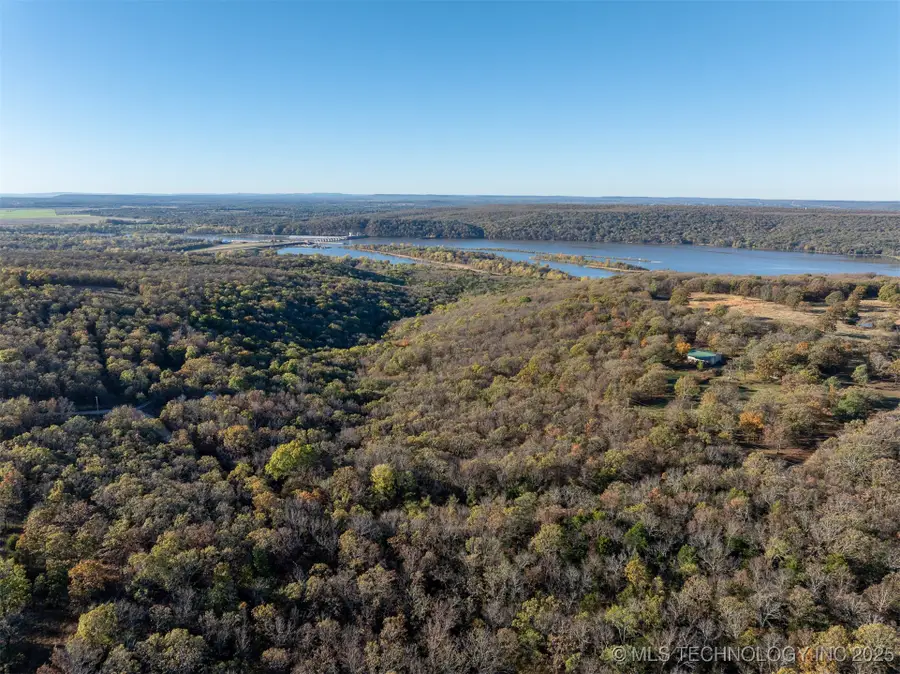 6 S 128th Street, Gore, OK 74435 - #3