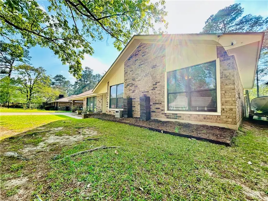 304 Ridge Row, Pineville, LA 71360 - #3