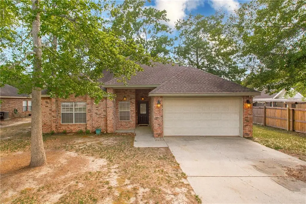 4 Maroon Drive, Picayune, MS 39466 - #1