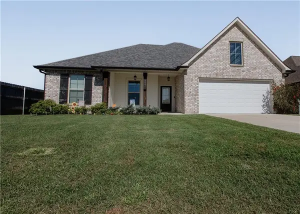 200 Cypress Bend Drive, Belle Chasse, LA 70037