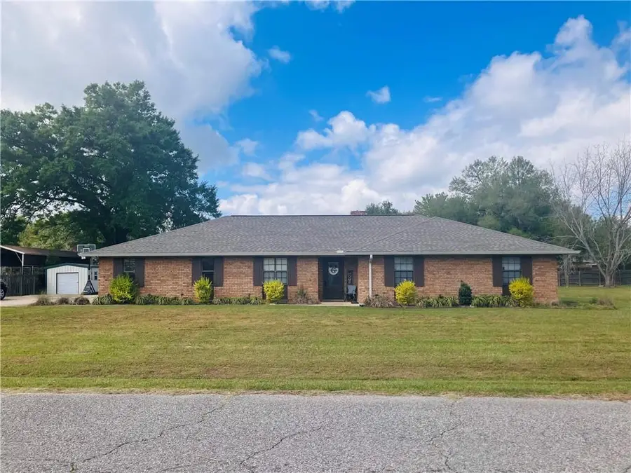 661 Juneau Avenue, Marksville, LA 71351 - #3
