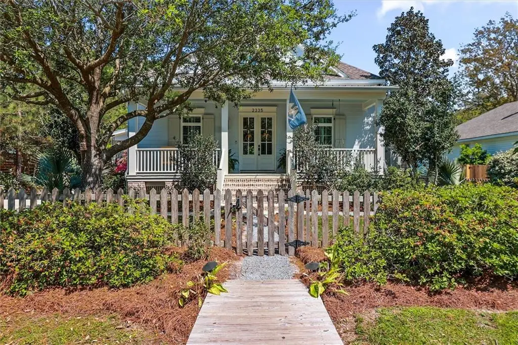 2335 Livingston Street, Mandeville, LA 70448 - #1