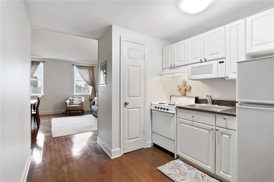 1205 St Charles Avenue #1213, New Orleans, LA 70130 - #3