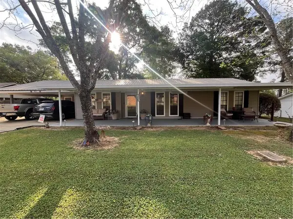 408 W. Hampton Drive, Pineville, LA 71360
