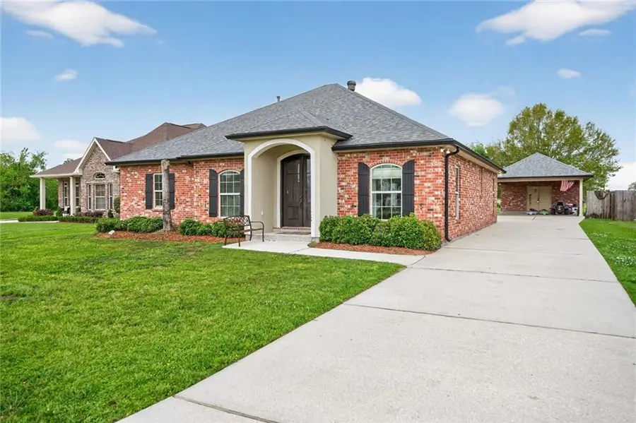 252 D'olivier Street, Belle Chasse, LA 70037 - #3