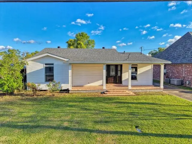 409 Parkwood Avenue, Houma, LA 70360 - #1