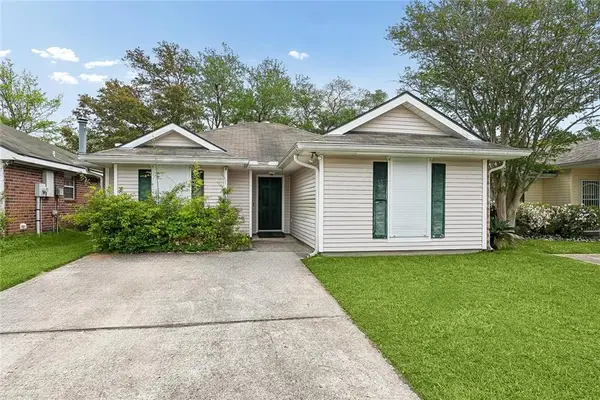1160 Rosemeadow Loop, Slidell, LA 70460