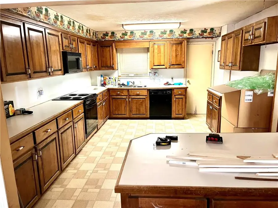 243 Longstreet Drive, Pineville, LA 71360 - #3