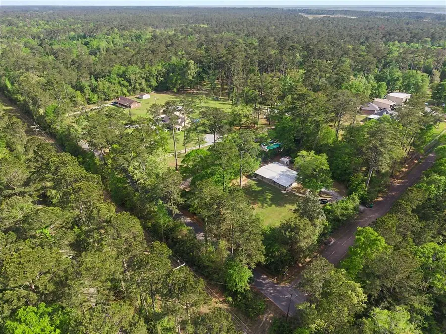 26084 Pichon Road, Lacombe, LA 70445 - #3