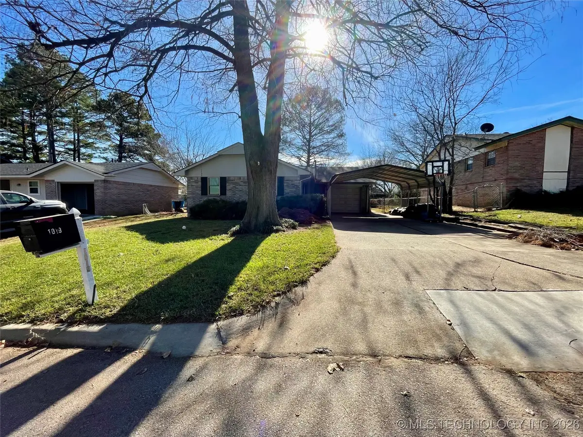 1019 Four Seasons Drive, Durant, OK 74701 - #1