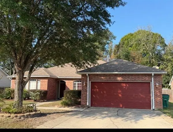 205 W Emerald Creek, Abita Springs, LA 70420