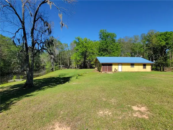 176 Harbor Estates Road, Campti, LA 71411
