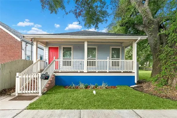 9012 Hickory Street, New Orleans, LA 70118