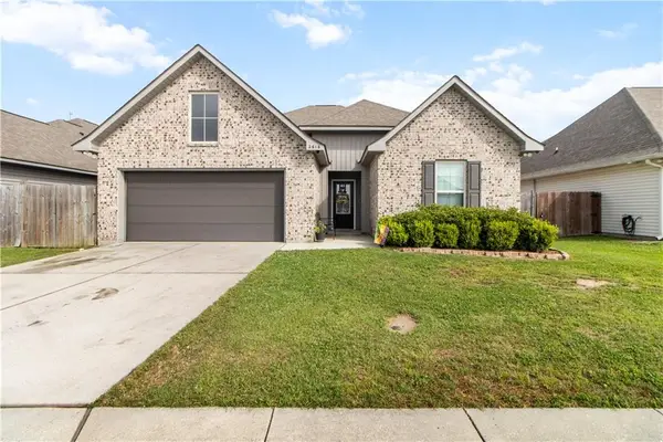 2616 Bayou Duet Drive, Marrero, LA 70072