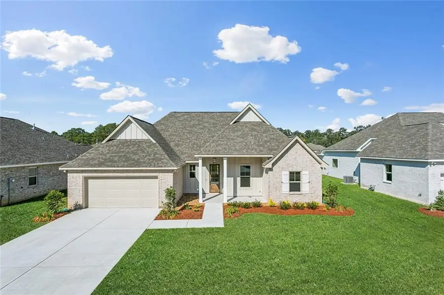 72665 Robindale Drive, Covington, LA 70435 - #2