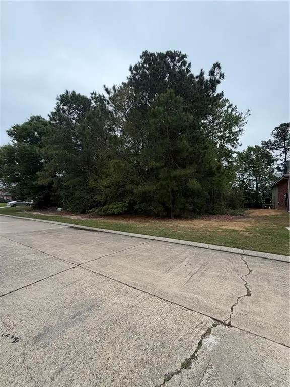 Spartan Loop, Slidell, LA 70458 - #1