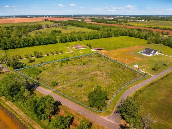 445 Downs Lane, Alexandria, LA 71303