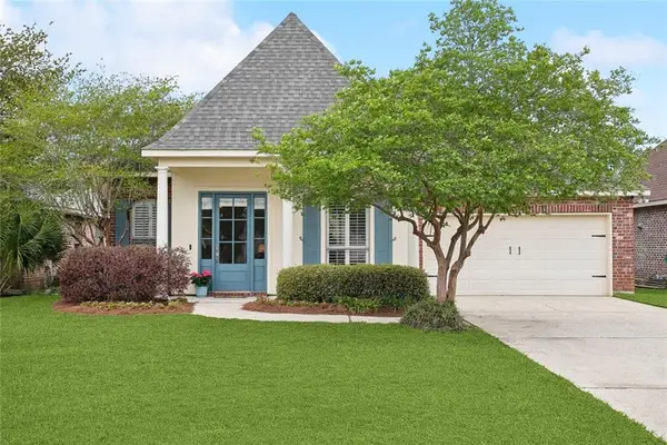 2424 Cours Carson Street, Mandeville, LA 70448