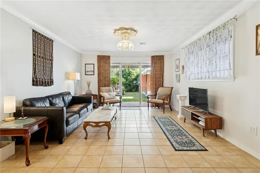 2915 Paris Avenue, New Orleans, LA 70119 - #3