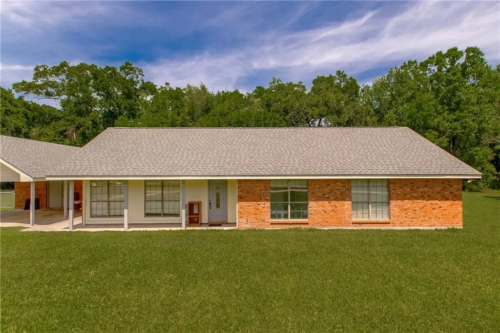 301 Welch Drive, Bogalusa, LA 70427 - #1