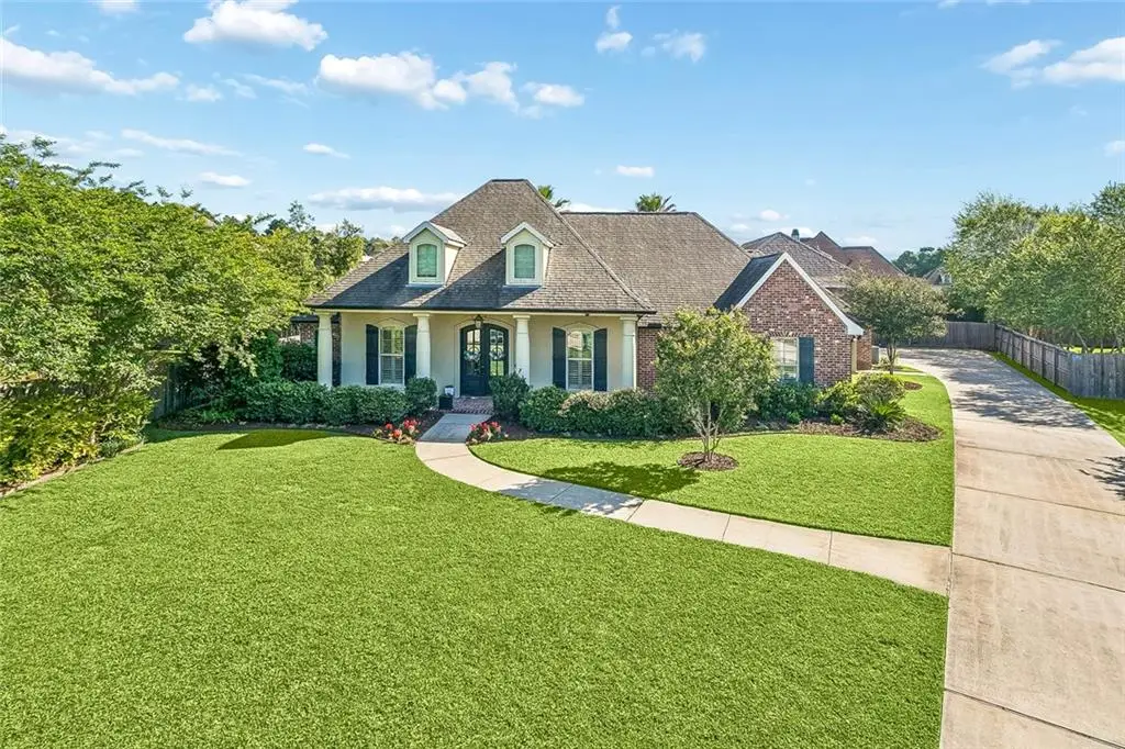 205 Chateau De Brie, Mandeville, LA 70471 - #1