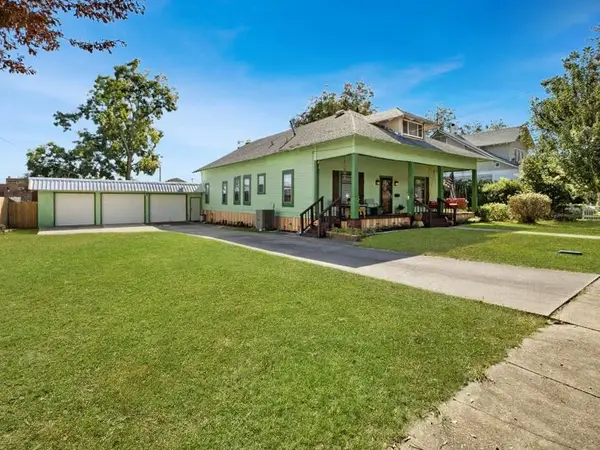 212 W 4th Street, DeRidder, LA 70634