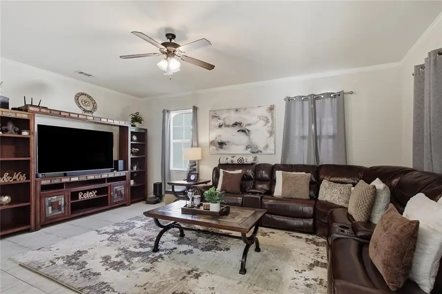 28469 W Violet Street, Lacombe, LA 70445 - #3